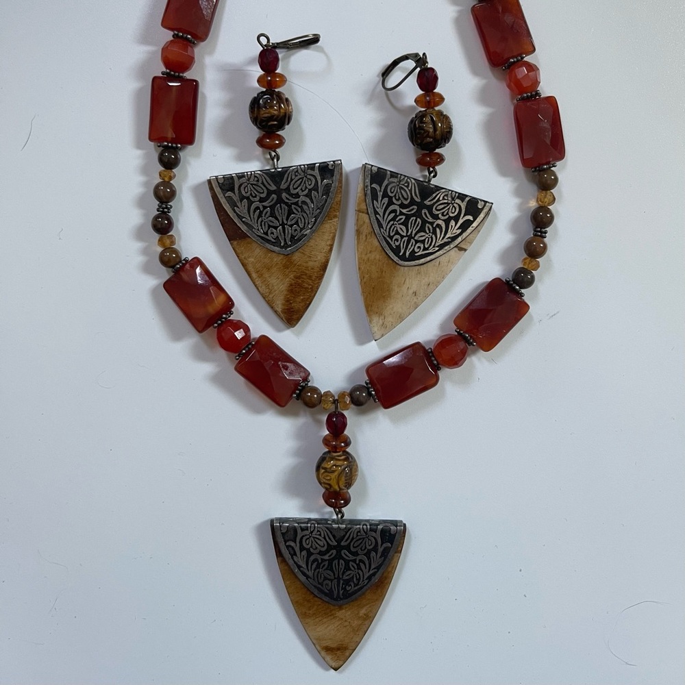 Carnelian and tiger eye VTG set